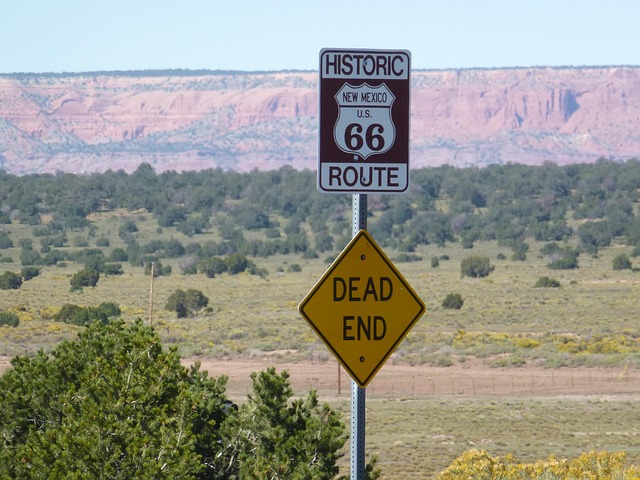 dead end sign to represent VCs saying NO